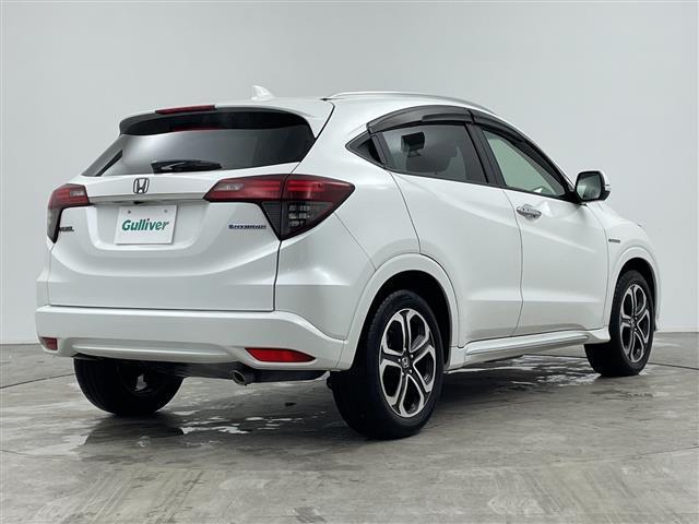 ヴェゼル ハイブリッドＺ・ホンダセンシング　禁煙車　ホンダセンシング　衝突軽減ブレーキ　レーンキープアシスト　誤発進抑制機能　レーダークルーズコントロール　ＤＮ席パワーシート　ＤＮ席シートヒーター　シートメモリー　パドルシフト　ＬＥＤ　ＥＴＣ（39枚目）