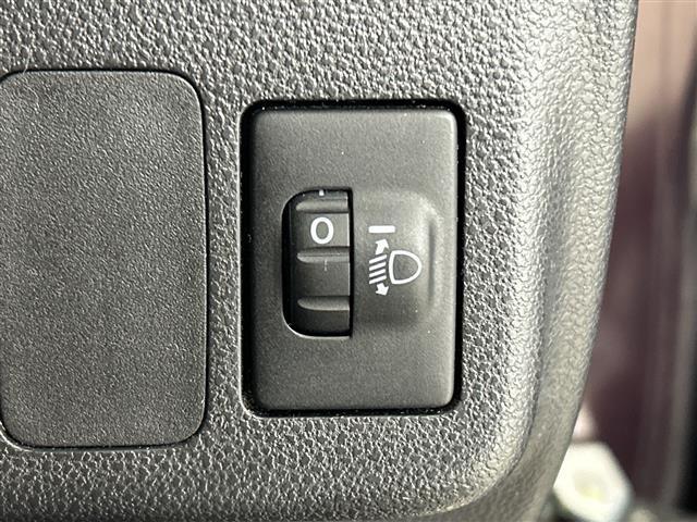 ミラココア ココアＸ　禁煙車／社外ナビ／フルセグＴＶ／ＢＴ／ＣＤ／ＤＶＤ／盗難防止装置／ＥＴＣ／スマートキー／電格ミラー／純正フロアマット／オートエアコン／フォグライト／スペアタイヤ（サマー）有（22枚目）