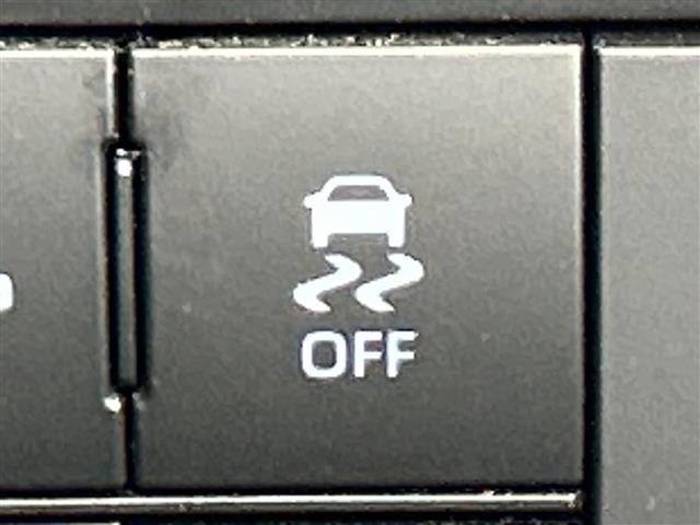 ライズ Ｚ　禁煙車　純正ディスプレイオーディオ　ＡｐｐｌｅＣａｒＰｒａｙ　ＡｎｄｒｏｉｄＡｕｔｏ　前席シートヒーター　レーダークルーズコントロール　ブラインドスポットモニター　パノラミックビューモニター　ＥＴＣ（9枚目）