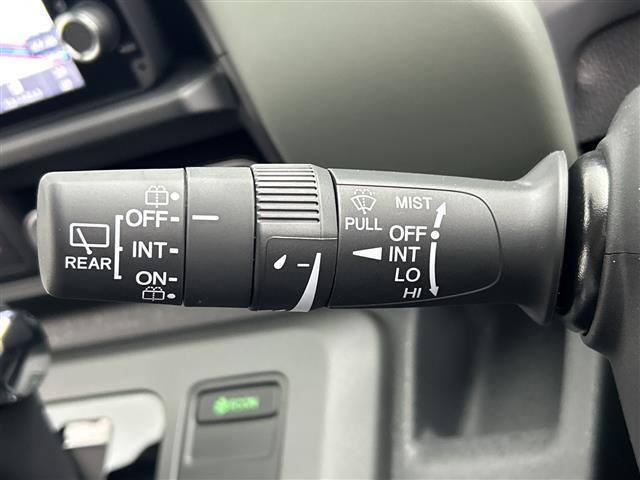 �ŐV�i�r�i�t���Z�O�E�����Z�O�E�c�u�c�Đ��j�����ē��B�J���b�c�F���A�E�A���p�C���E�C�N���v�X�̃i�r���戵���Ă���o�b�N�J�����i�o�b�N���j�^�[�j��ȃ��j�^�[�i�t���b�v�_�E�����j�^�[�j�̎�t���\�ł��B