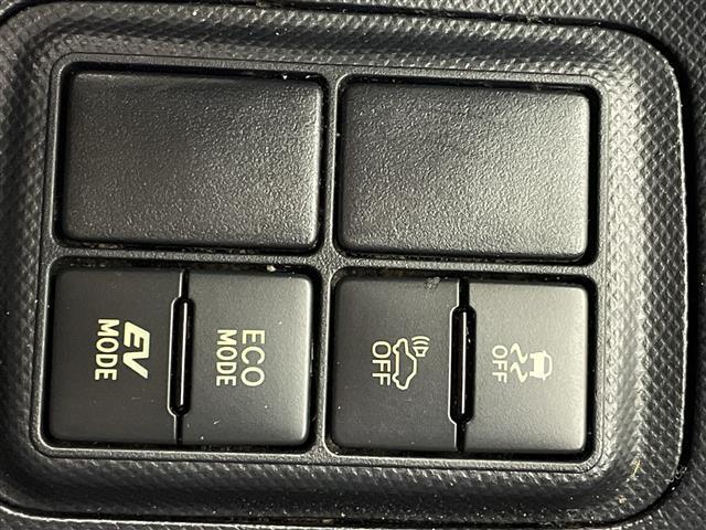 アクア Ｓスタイルブラック　禁煙車／トヨタセーフティセンス／モデリスタエアロ／純正ＳＤナビ／フルセグＴＶ／バックカメラ／レーンキープアシスト／ステアリングスイッチ／ＬＥＤオートライト／フォグランプ／オートマチックハイビーム（10枚目）