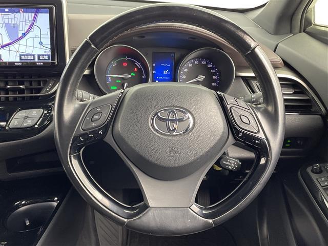 Ｃ－ＨＲ Ｇ　禁煙車／トヨタセーフティセンス／純正９インチナビ／バックカメラ／レーダークルーズコントロール／ハーフレザーシート／シートヒーター／レーンキープアシスト／ブラインドスポットモニター／ビルトインＥＴＣ（20枚目）