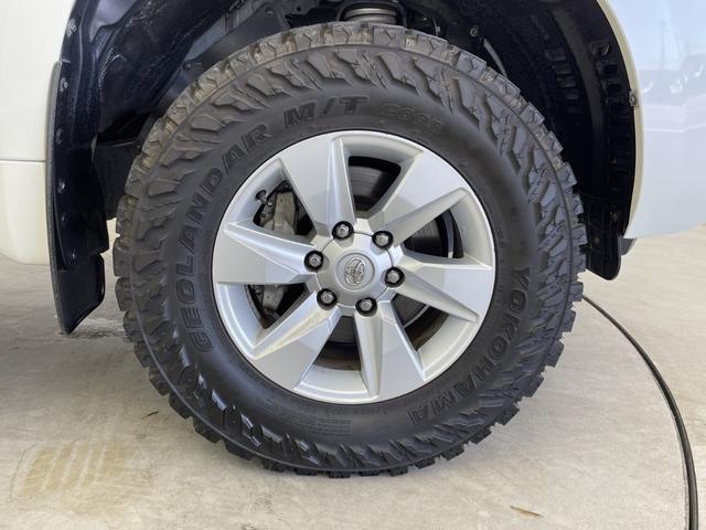 ランドクルーザープラド ＴＸ　禁煙車／ＪＡＯＳフロントスキッドバー／ＪＡＯＳリフトアップスプリング（約１．５インチ）／９インチナビ／フルセグ／バックカメラ／ルーフレール／レーダークルコン／前側ドラレコ／ＥＴＣ／セーフティセンス（41枚目）