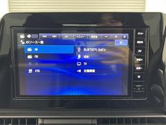 【Ｂｌｕｅｔｏｏｔｈ】ナビゲーションと携帯電話／スマートフォンをＢｌｕｅｔｏｏｔｈ接続することができます。接続するとハンズフリーで使用することができるので、とても便利です！ 4