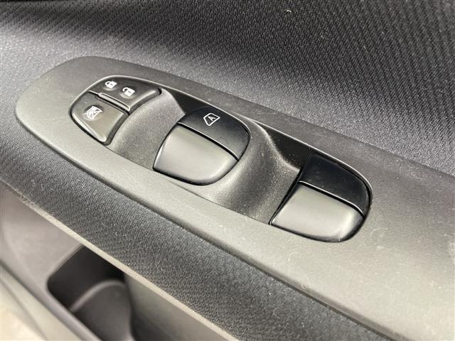 セレナ ハイウェイスター　Ｖセレ＋セーフティＩＩ　ＳＨＶ　純正ナビ　純正１１型後席モニター　全周囲カメラ　衝突被害軽減ブレーキ　車線逸脱警報　クルーズコントロール　両側パワースライドドア　ＬＥＤライト　コーナーセンサー　ドライブレコーダー　ＥＴＣ　禁煙車（27枚目）