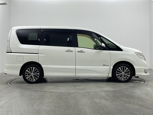セレナ ハイウェイスター　Ｖセレ＋セーフティＩＩ　ＳＨＶ　純正ナビ　純正１１型後席モニター　全周囲カメラ　衝突被害軽減ブレーキ　車線逸脱警報　クルーズコントロール　両側パワースライドドア　ＬＥＤライト　コーナーセンサー　ドライブレコーダー　ＥＴＣ　禁煙車（41枚目）
