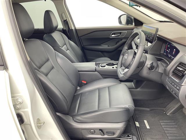 エクストレイル Ｇ　ｅ－４ＯＲＣＥ　純正１２．３型ナビ　全周囲カメラ　アダプティブクルーズコントロール　パワーバックドア　デジタルインナーミラー　ブラインドスポットモニター　前後ドライブレコーダー　ＬＥＤヘッドライト　ＥＴＣ　禁煙車（14枚目）