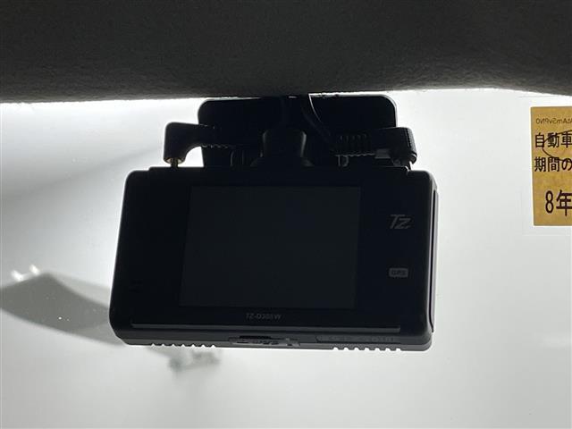 デリカミニ Ｔ　プレミアム　純正９型ナビ　全周囲カメラ　アダプティブクルーズコントロール　衝突被害軽減ブレーキ　デジタルインナーミラー　シートヒーター　両側パワースライドドア　前後ドライブレコーダー　ＥＴＣ２．０　ＬＥＤ　禁煙車（12枚目）