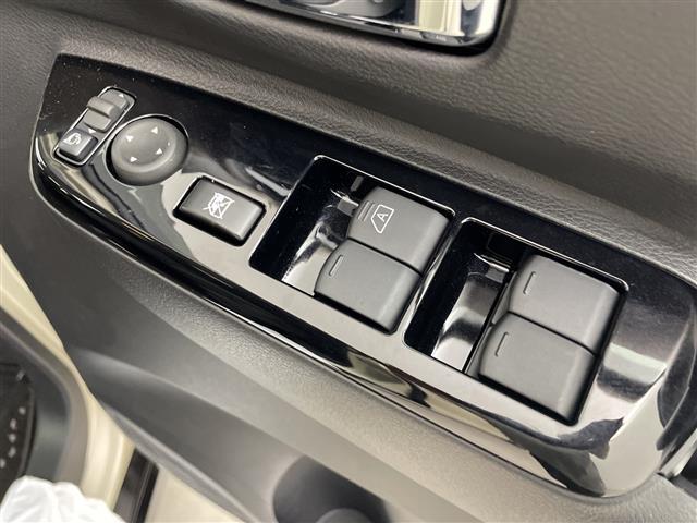 デリカミニ Ｔ　プレミアム　届出済未使用車　社外１０型ディスプレイオーディオ　全周囲カメラ　アダプティブクルーズコントロール　デジタルインナーミラー　衝突被害軽減ブレーキ　シートヒーター　両側パワースライドドア　ＥＴＣ　ＬＥＤ（32枚目）