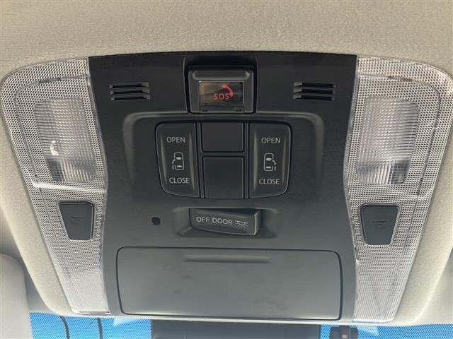 ヴェルファイア ２．５Ｚ　純正９型ナビ　純正１２．１型後席モニター　衝突被害軽減ブレーキ　アダプティブクルーズコントロール　ビルトインＥＴＣ　バックカメラ　オートハイビーム　ドライブレコーダー　オートハイビーム　ＬＥＤ　禁煙車（9枚目）