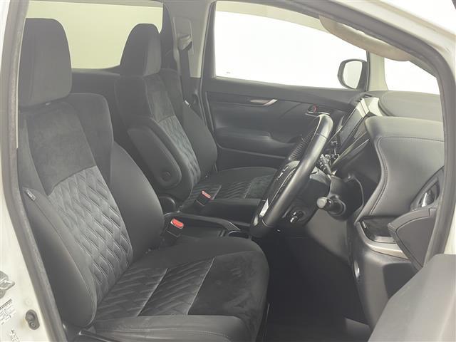 ヴェルファイア ２．５Ｚ　純正９型ナビ　純正１２．１型後席モニター　衝突被害軽減ブレーキ　アダプティブクルーズコントロール　ビルトインＥＴＣ　バックカメラ　オートハイビーム　ドライブレコーダー　オートハイビーム　ＬＥＤ　禁煙車（14枚目）