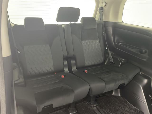 ヴェルファイア ２．５Ｚ　純正９型ナビ　純正１２．１型後席モニター　衝突被害軽減ブレーキ　アダプティブクルーズコントロール　ビルトインＥＴＣ　バックカメラ　オートハイビーム　ドライブレコーダー　オートハイビーム　ＬＥＤ　禁煙車（16枚目）