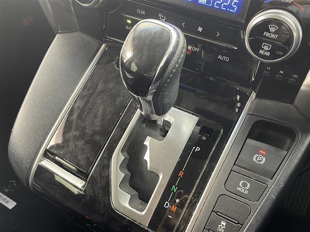 ヴェルファイア ２．５Ｚ　純正９型ナビ　純正１２．１型後席モニター　衝突被害軽減ブレーキ　アダプティブクルーズコントロール　ビルトインＥＴＣ　バックカメラ　オートハイビーム　ドライブレコーダー　オートハイビーム　ＬＥＤ　禁煙車（23枚目）