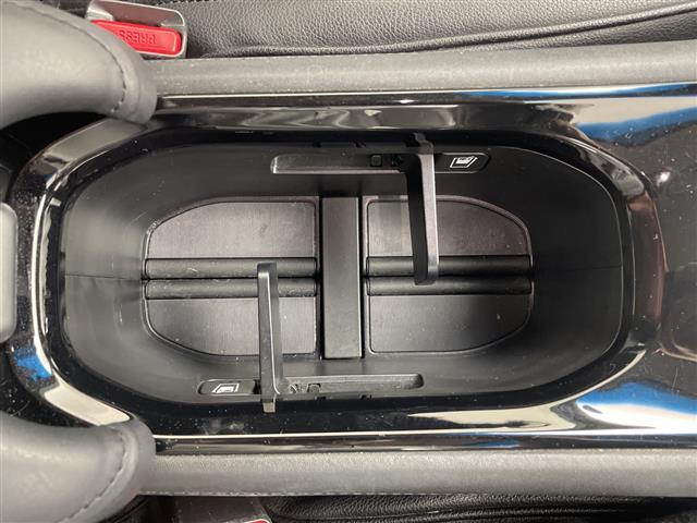 ヴェゼル ハイブリッドＺ・ホンダセンシング　純正８型ナビ　バックカメラ　アダプティブクルーズコントロール　レーンキープアシスト　衝突被害軽減ブレーキ　シートヒーター　ＬＥＤヘッドライト　ドライブレコーダー　ＥＴＣ　純正アルミホイール　禁煙車（29枚目）