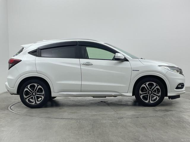 ヴェゼル ハイブリッドＺ・ホンダセンシング　純正８型ナビ　バックカメラ　アダプティブクルーズコントロール　レーンキープアシスト　衝突被害軽減ブレーキ　シートヒーター　ＬＥＤヘッドライト　ドライブレコーダー　ＥＴＣ　純正アルミホイール　禁煙車（45枚目）