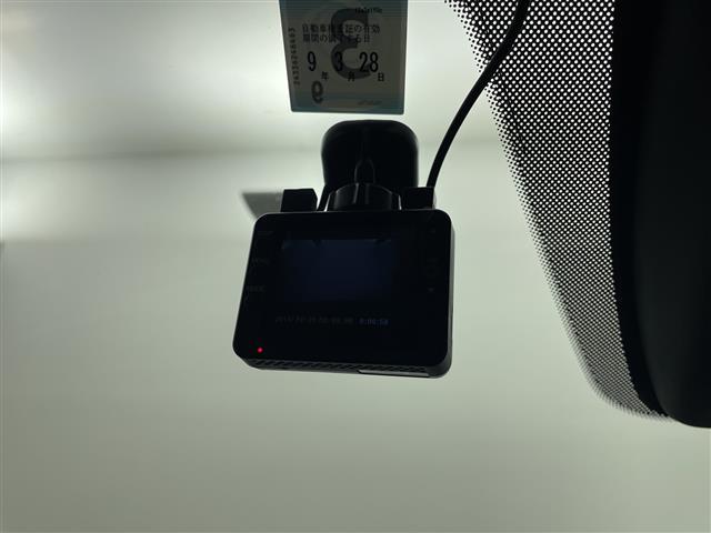ＣＸ－５ ＸＤ　プロアクティブ　純正ナビ　バックカメラ　ＢＯＳＥサウンド　ヘッドアップディスプレイ　衝突被害軽減ブレーキ　レーンアシスト　オートハイビーム　ＬＥＤヘットライト　ＢＳＭ　ＥＴＣ　ドライブレコーダー　スマートキー　禁煙車（9枚目）
