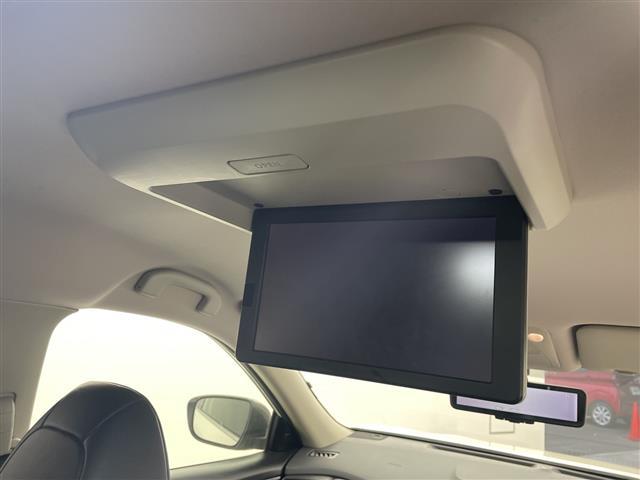 エクストレイル ２０Ｘ　純正９型ナビ　純正１１型後席モニター　全周囲カメラ　アダプティブクルーズコントロール　ブラインドスポットモニター　電動リアドア　衝突被害軽減ブレーキ　インテリジェントルームミラー　ＥＴＣ　禁煙車（3枚目）