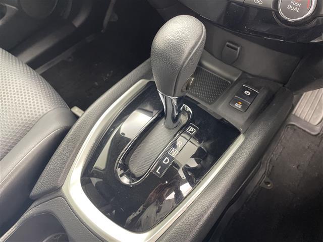 エクストレイル ２０Ｘ　純正９型ナビ　純正１１型後席モニター　全周囲カメラ　アダプティブクルーズコントロール　ブラインドスポットモニター　電動リアドア　衝突被害軽減ブレーキ　インテリジェントルームミラー　ＥＴＣ　禁煙車（18枚目）