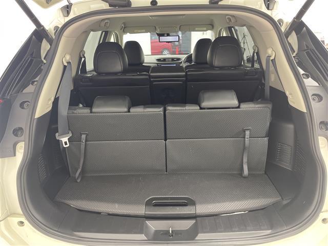 エクストレイル ２０Ｘ　純正９型ナビ　純正１１型後席モニター　全周囲カメラ　アダプティブクルーズコントロール　ブラインドスポットモニター　電動リアドア　衝突被害軽減ブレーキ　インテリジェントルームミラー　ＥＴＣ　禁煙車（32枚目）