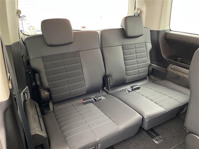 デリカＤ：５ シャモニー　１１型ナビ　１２．８型フリップダウンモニター　ハンドルヒーター　パドルシフト　フルセグ　純正アルミホイール　オートライト　オートマチックハイビーム　ステアリングスイッチ　革巻きステアリング　禁煙車（32枚目）