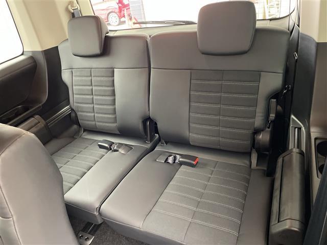 デリカＤ：５ シャモニー　１１型ナビ　１２．８型フリップダウンモニター　ハンドルヒーター　パドルシフト　フルセグ　純正アルミホイール　オートライト　オートマチックハイビーム　ステアリングスイッチ　革巻きステアリング　禁煙車（39枚目）