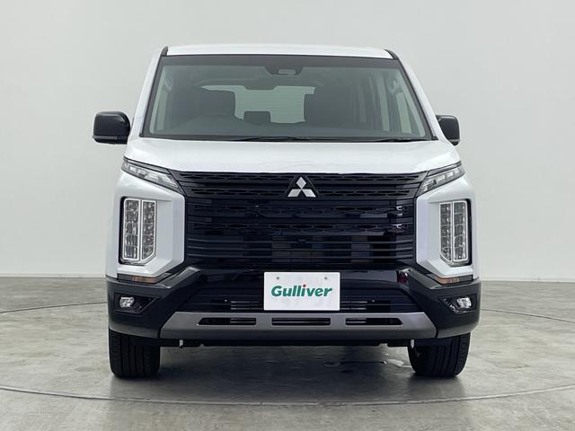 デリカＤ：５ シャモニー　１１型ナビ　１２．８型フリップダウンモニター　ハンドルヒーター　パドルシフト　フルセグ　純正アルミホイール　オートライト　オートマチックハイビーム　ステアリングスイッチ　革巻きステアリング　禁煙車（44枚目）