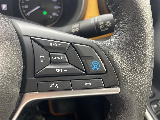 キックス Ｘ　ツートーンインテリアエディション　純正９型ナビ　フルセグＴＶ　全周囲カメラ　デジタルインナーミラー　シートヒーター　ハンドルヒーター　衝突被害軽減ブレーキ　アダプティブクルーズコントール　車高調　ＥＴＣ　前方ドラレコ　ＬＥＤ　禁煙車（10枚目）