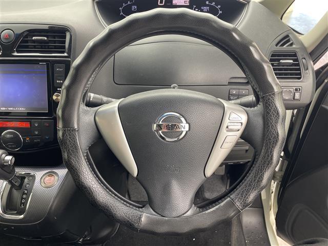 セレナ ライダーブラックラインS-HVアドバンスドセーフティ 純正後席モニター 純正8型ナビ フルセグTV 全周囲カメラ クルーズコントロール 衝突被害軽減システム レーンアシスト 両側電動スライドドア オートライト LEDヘットライト スマートキー 禁煙車(19枚目)