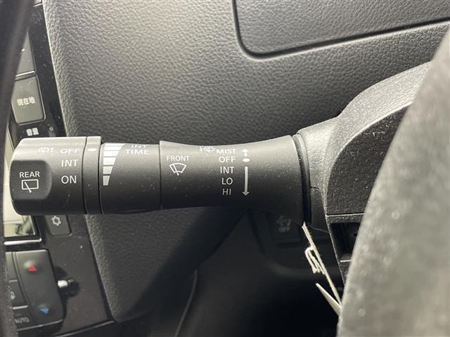 セレナ ライダーブラックラインS-HVアドバンスドセーフティ 純正後席モニター 純正8型ナビ フルセグTV 全周囲カメラ クルーズコントロール 衝突被害軽減システム レーンアシスト 両側電動スライドドア オートライト LEDヘットライト スマートキー 禁煙車(20枚目)