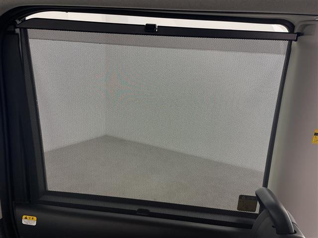 タント カスタムＲＳ　トップエディションＳＡＩＩ　純正８型ナビ　バックカメラ　両側電動スライドドア　衝突被害軽減ブレーキ　ハーフレザーシート　ＥＴＣ　革巻きステアリング　ステアリングスイッチ　横滑り防止装置　ＬＥＤヘッドライト　スマートキー　禁煙車（13枚目）