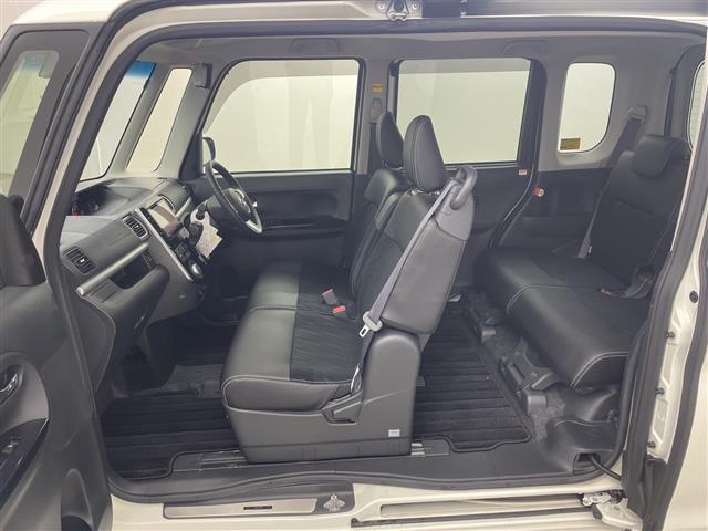 タント カスタムＲＳ　トップエディションＳＡＩＩ　純正８型ナビ　バックカメラ　両側電動スライドドア　衝突被害軽減ブレーキ　ハーフレザーシート　ＥＴＣ　革巻きステアリング　ステアリングスイッチ　横滑り防止装置　ＬＥＤヘッドライト　スマートキー　禁煙車（40枚目）