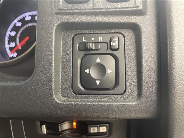 デリカD:5 ローデスト D パワーパッケージ ナビ 両側電動スライドドア バックカメラ 4WD 前席シートヒーター ターボ車 ビルトインETC スマートキー フルセグTV オートライト LEDヘッドライト MTモード付AT コーナーセンサー 禁煙(13枚目)