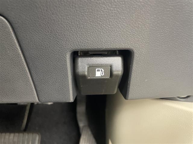 デリカD:5 ローデスト D パワーパッケージ ナビ 両側電動スライドドア バックカメラ 4WD 前席シートヒーター ターボ車 ビルトインETC スマートキー フルセグTV オートライト LEDヘッドライト MTモード付AT コーナーセンサー 禁煙(25枚目)