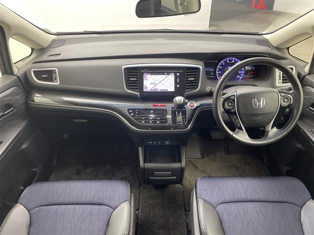 オデッセイ アブソルート・20thアニバーサリー 純正ナビ 純正12型後席モニター 衝突被害軽減ブレーキ バックカメラ クルーズコントロール アイドリングストップ 両側電動スライドドア パワーシート オートライト LEDヘッドライト 禁煙車(2枚目)