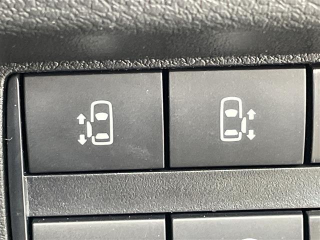 デリカミニ Ｔ　プレミアム　９型ナビ　全周囲カメラ　アダプティブクルーズコントロール　デジタルインナーミラー　４ＷＤ　ルーフレール　ＥＴＣ２．０　シートヒーター　衝突被害軽減ブレーキ　両側電動スライドドア　ＬＥＤ　禁煙車（8枚目）