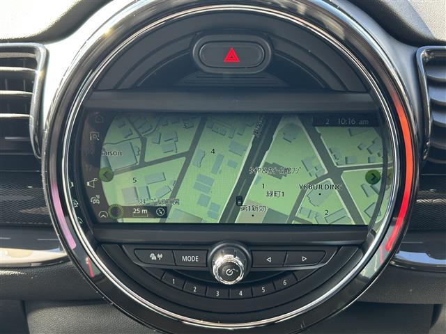 ＭＩＮＩ ワン　クラブマン　８．８インチメーカーＯＰナビ　追従有クルコン　Ｂｌｕｅｔｏｏｔｈ接続　純正ＡＷ　ＥＴＣ　ＵＳＢ入力端子　オートマチックハイビーム　ヘッドライトレベライザ　サマータイヤ４本　ステアリングスイッチ（2枚目）