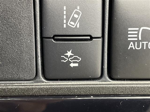 アクア G G’s 純正ナビ バックカメラ ビルトインETC ドラレコ 衝突被害軽減ブレーキ レーンアシスト クルーズコントロール LEDヘッドライト オートハイビーム ハーフレザーシート スマートキー 禁煙車(8枚目)