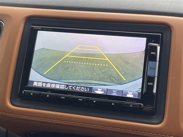 ヴェゼル ハイブリッドＺ　純正ナビ　フルセグＴＶ　バックカメラ　シートヒーター　ハーフレザーシート　パドルシフト　電動パーキングブレーキ　クルーズコントロール　衝突被害軽減ブレーキ　ＬＥＤライト　スマートキー　禁煙車（4枚目）