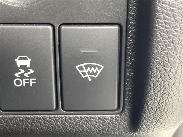 ヴェゼル ハイブリッドＺ　純正ナビ　フルセグＴＶ　バックカメラ　シートヒーター　ハーフレザーシート　パドルシフト　電動パーキングブレーキ　クルーズコントロール　衝突被害軽減ブレーキ　ＬＥＤライト　スマートキー　禁煙車（15枚目）