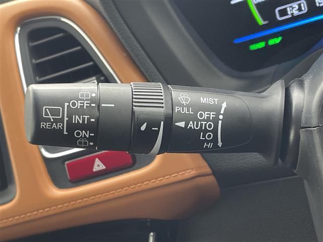 ヴェゼル ハイブリッドＺ　純正ナビ　フルセグＴＶ　バックカメラ　シートヒーター　ハーフレザーシート　パドルシフト　電動パーキングブレーキ　クルーズコントロール　衝突被害軽減ブレーキ　ＬＥＤライト　スマートキー　禁煙車（20枚目）