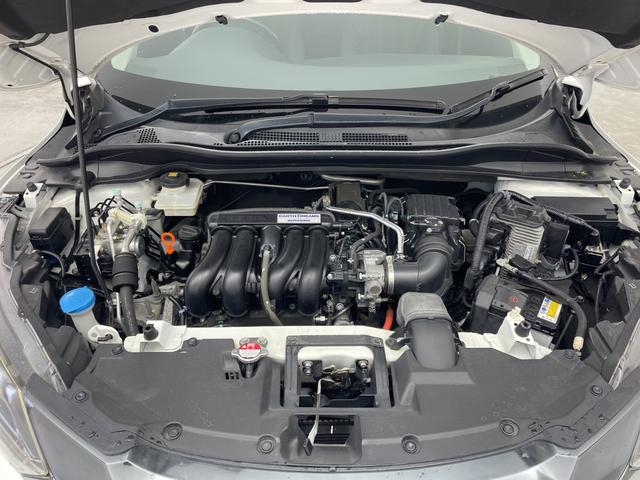 ヴェゼル ハイブリッドＺ　純正ナビ　フルセグＴＶ　バックカメラ　シートヒーター　ハーフレザーシート　パドルシフト　電動パーキングブレーキ　クルーズコントロール　衝突被害軽減ブレーキ　ＬＥＤライト　スマートキー　禁煙車（78枚目）