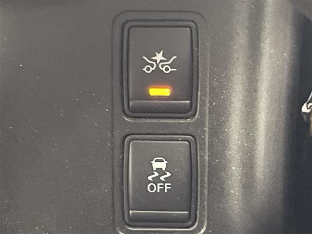 セレナ ハイウェイスターG 雹害 純正9型ナビ 純正10型後席モニター 全周囲カメラ 衝突被害軽減ブレーキ 両側電動スライドドア クルーズコントロール パーキングアシスト アイドリングストップ スマートキー LED ETC 禁煙(9枚目)