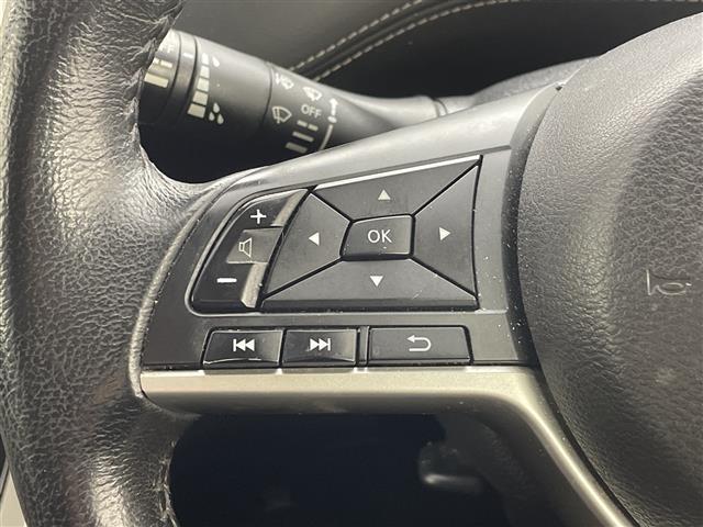 セレナ ハイウェイスターG 雹害 純正9型ナビ 純正10型後席モニター 全周囲カメラ 衝突被害軽減ブレーキ 両側電動スライドドア クルーズコントロール パーキングアシスト アイドリングストップ スマートキー LED ETC 禁煙(21枚目)