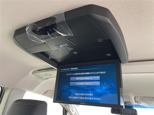 デリカD:5 ブラックエディション 登録済未使用車 純正ALPINE11型ナビ 純正ALPINE12.8型後席モニター 全周囲カメラ フルセグTV 衝突被害軽減ブレーキ レーンアシスト ブラインドスポットモニター LED スマートキー(3枚目)