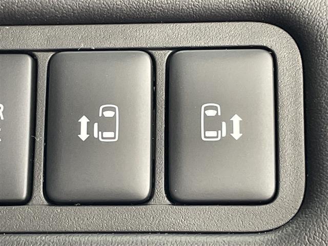 デリカD:5 ブラックエディション 登録済未使用車 純正ALPINE11型ナビ 純正ALPINE12.8型後席モニター 全周囲カメラ フルセグTV 衝突被害軽減ブレーキ レーンアシスト ブラインドスポットモニター LED スマートキー(9枚目)