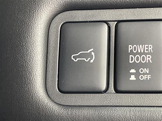 デリカD:5 ブラックエディション 登録済未使用車 純正ALPINE11型ナビ 純正ALPINE12.8型後席モニター 全周囲カメラ フルセグTV 衝突被害軽減ブレーキ レーンアシスト ブラインドスポットモニター LED スマートキー(12枚目)