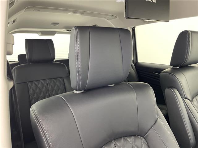 デリカD:5 ブラックエディション 登録済未使用車 純正ALPINE11型ナビ 純正ALPINE12.8型後席モニター 全周囲カメラ フルセグTV 衝突被害軽減ブレーキ レーンアシスト ブラインドスポットモニター LED スマートキー(30枚目)