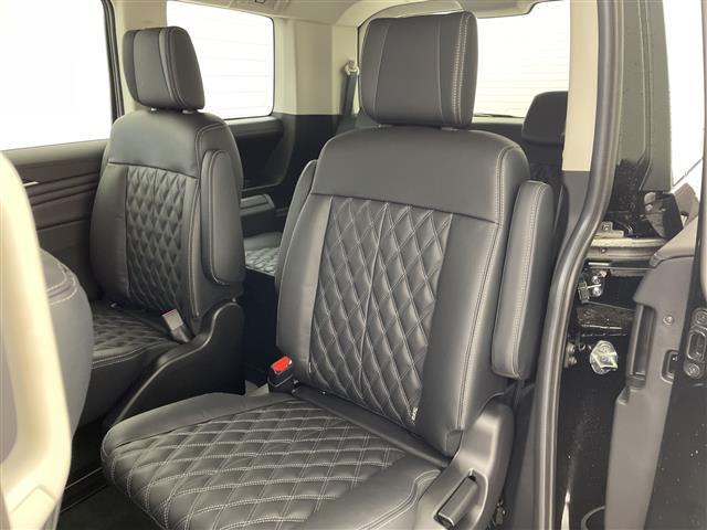 デリカD:5 ブラックエディション 登録済未使用車 純正ALPINE11型ナビ 純正ALPINE12.8型後席モニター 全周囲カメラ フルセグTV 衝突被害軽減ブレーキ レーンアシスト ブラインドスポットモニター LED スマートキー(37枚目)