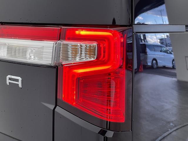 デリカD:5 ブラックエディション 登録済未使用車 純正ALPINE11型ナビ 純正ALPINE12.8型後席モニター 全周囲カメラ フルセグTV 衝突被害軽減ブレーキ レーンアシスト ブラインドスポットモニター LED スマートキー(64枚目)