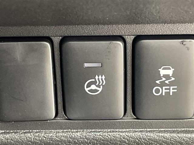 デリカD:5 ブラックエディション 登録済未使用車 純正ALPINE11型ナビ 純正ALIPINE12.8型後席モニター 全周囲カメラ 衝突被害軽減ブレーキ ブラインドスポットモニター 両側電動スライドドア シートヒーター 禁煙車(10枚目)